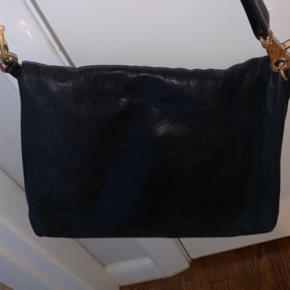 TORY Burch Flopover Black leather Clutch or crossbody Handbag. - Picture 5 of 11